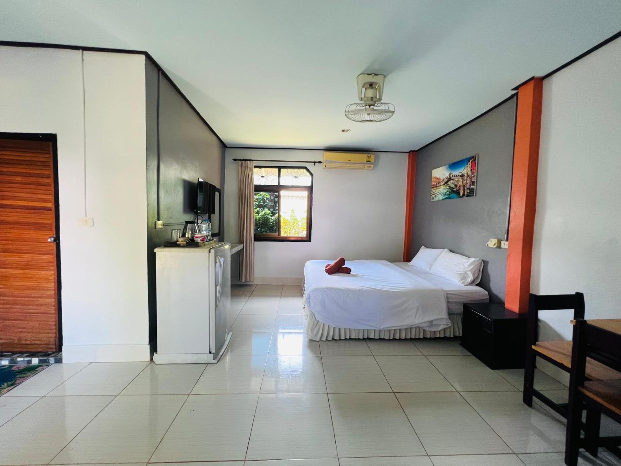 Prukrom Lanta Guesthouse Koh Lanta Ngoại thất bức ảnh