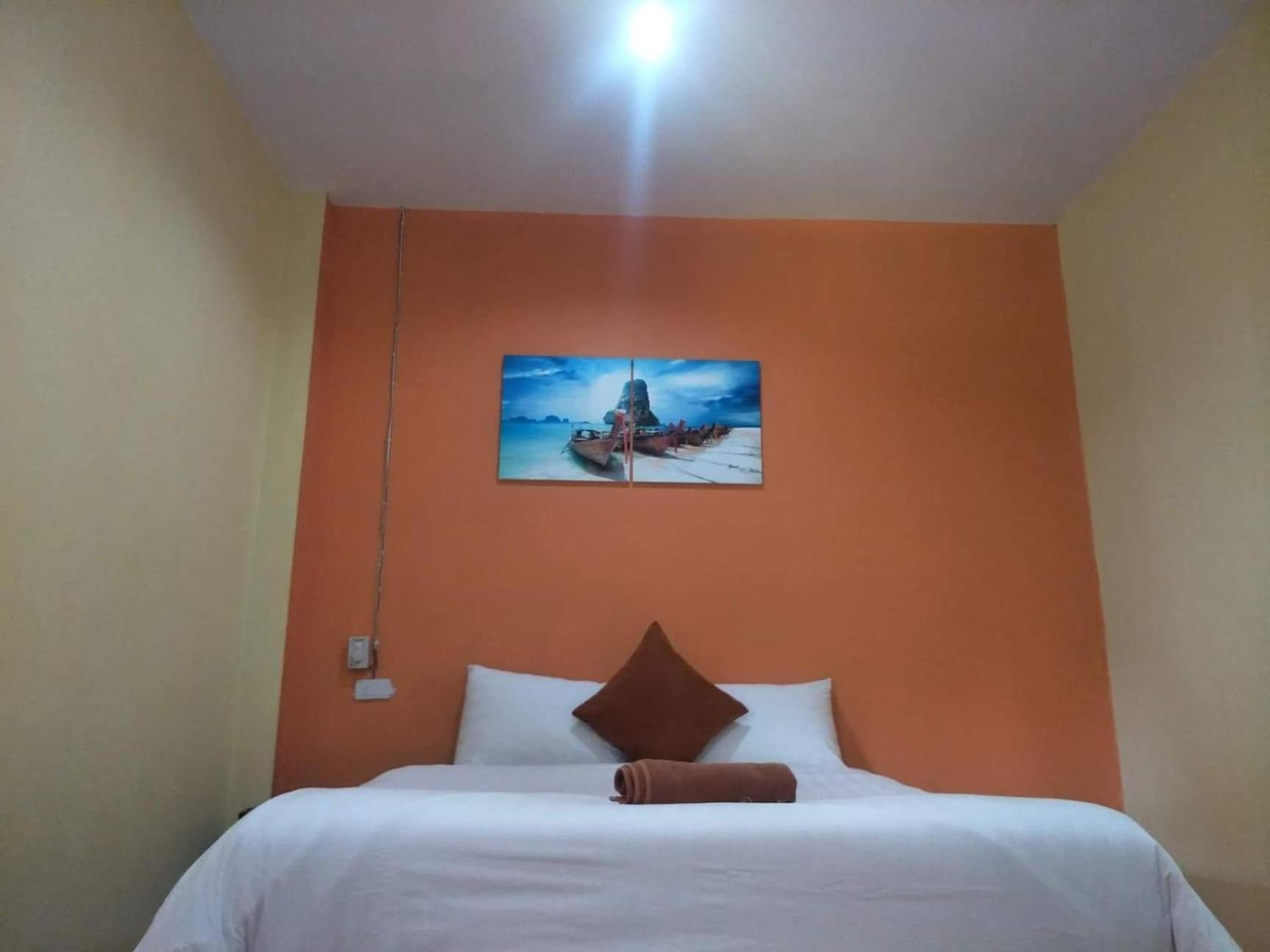Prukrom Lanta Guesthouse Koh Lanta Phòng bức ảnh