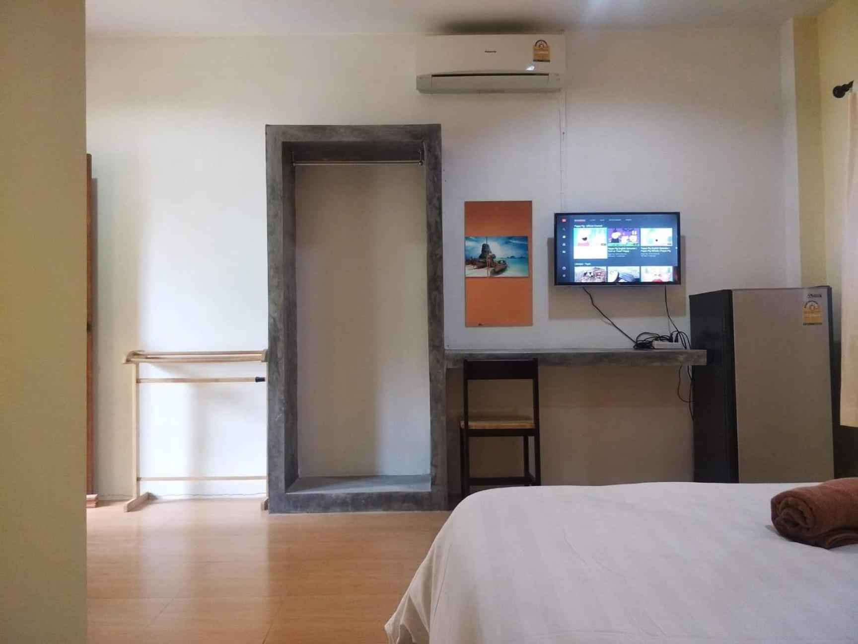 Prukrom Lanta Guesthouse Koh Lanta Phòng bức ảnh
