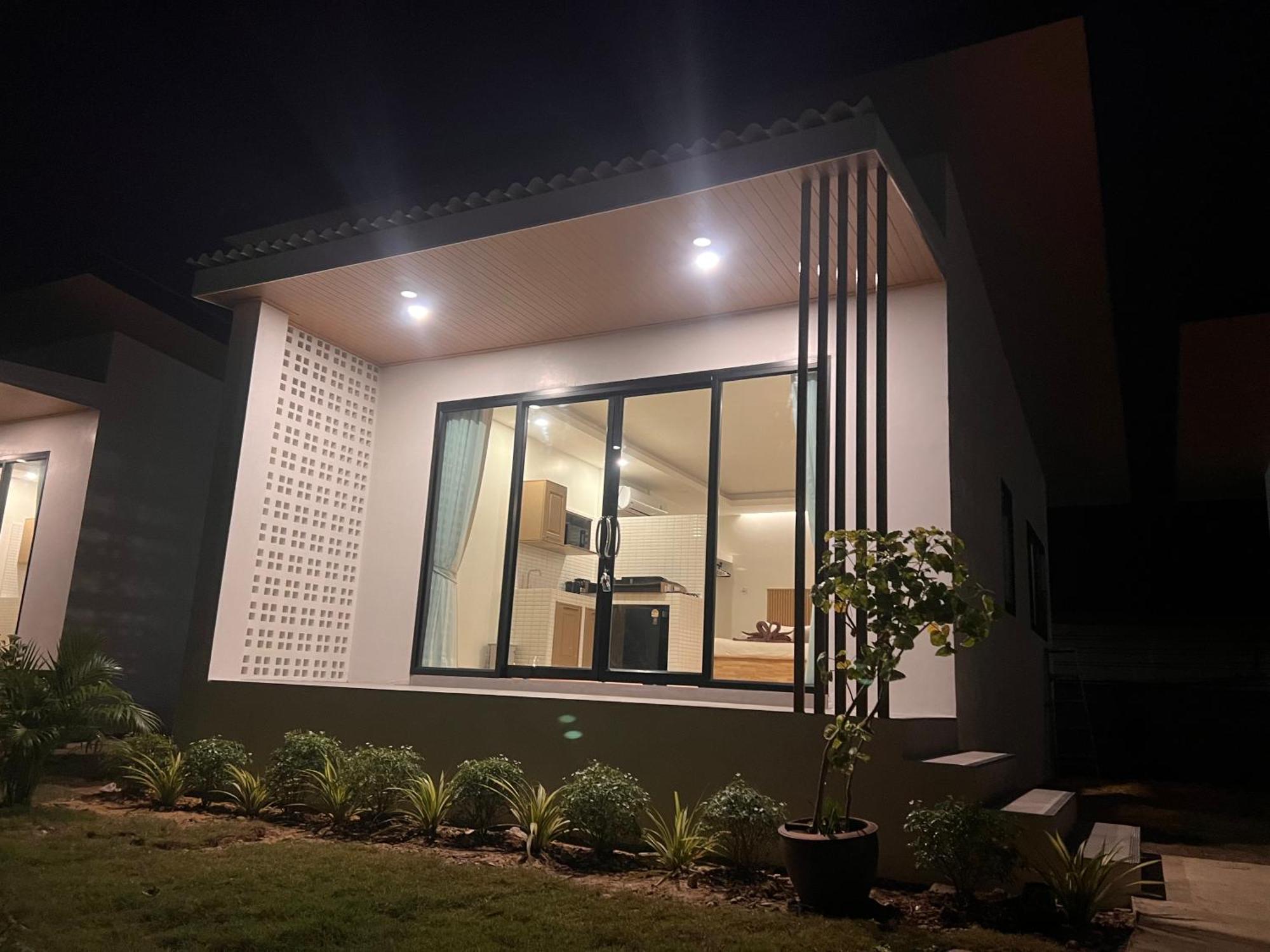 Prukrom Lanta Guesthouse Koh Lanta Ngoại thất bức ảnh