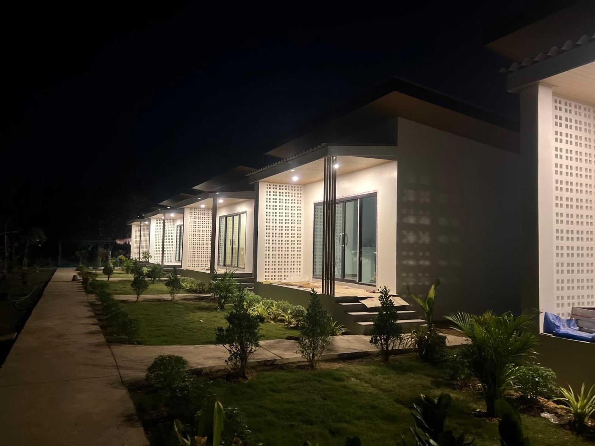 Prukrom Lanta Guesthouse Koh Lanta Ngoại thất bức ảnh
