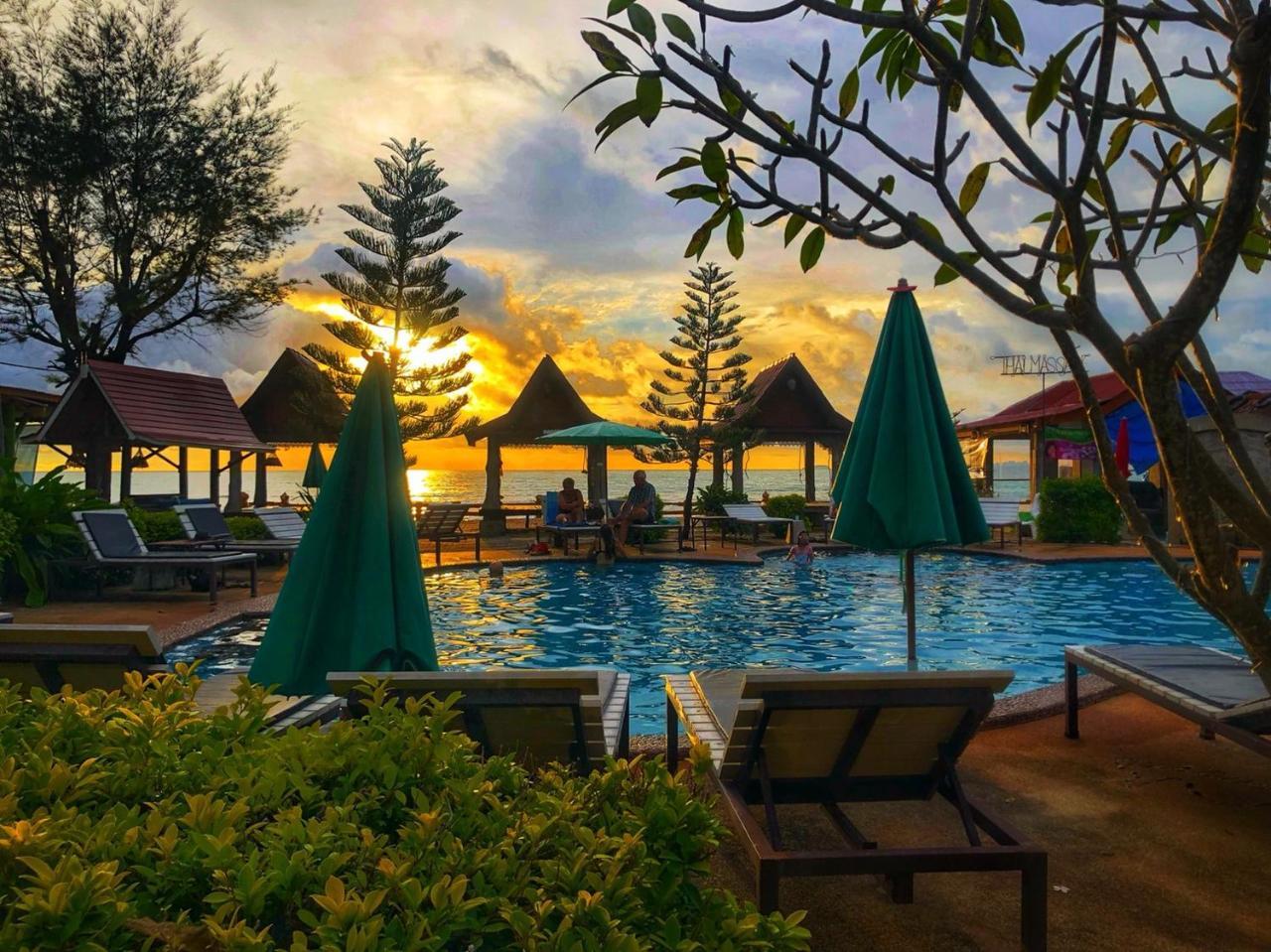 Prukrom Lanta Guesthouse Koh Lanta Ngoại thất bức ảnh