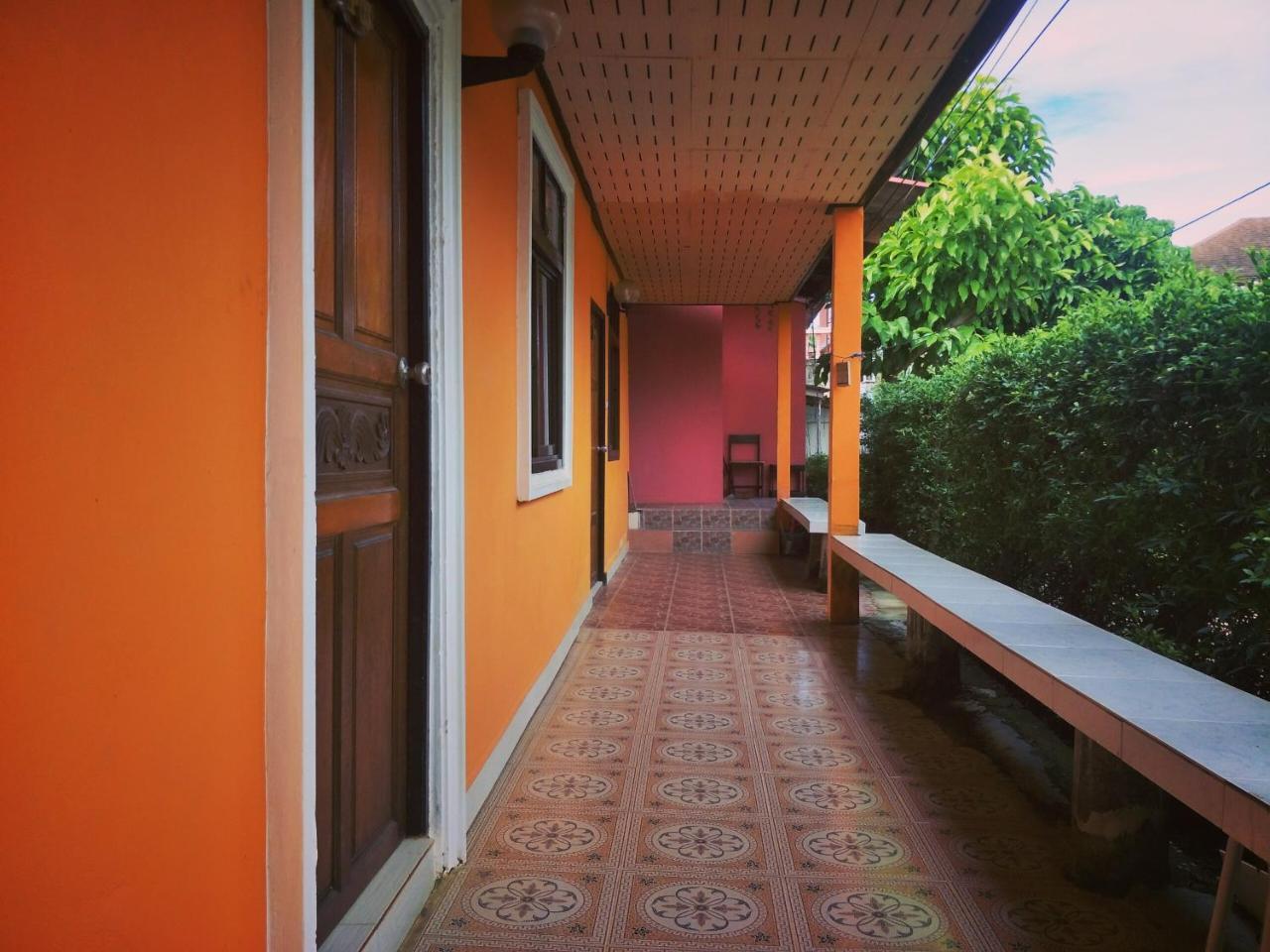 Prukrom Lanta Guesthouse Koh Lanta Ngoại thất bức ảnh