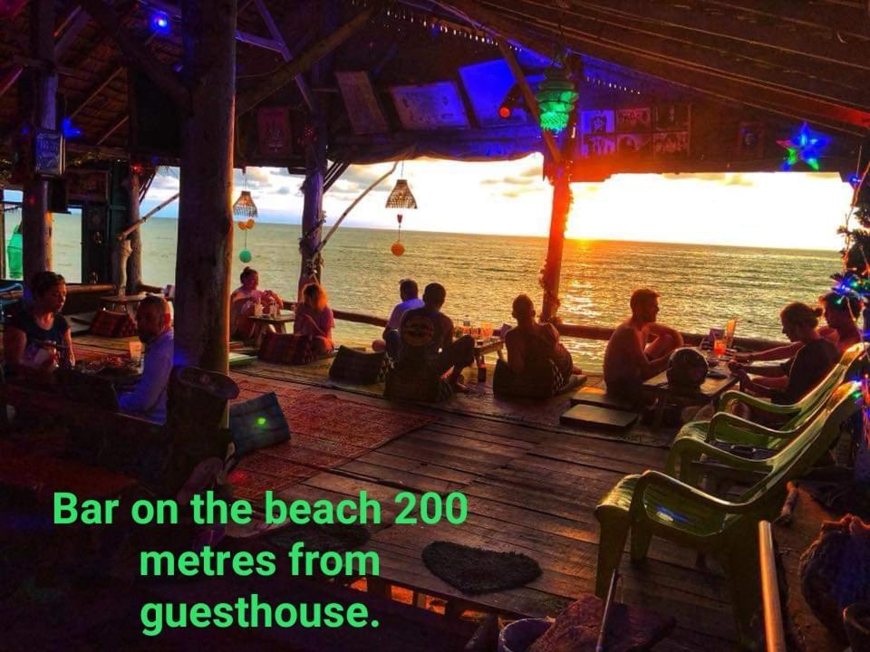 Prukrom Lanta Guesthouse Koh Lanta Ngoại thất bức ảnh
